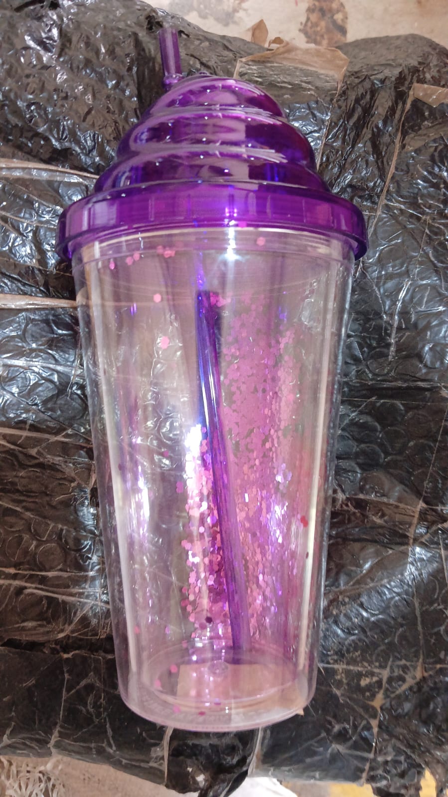 High Quality Plastic Creative Cold Drink Cup / Tumble, Reusable Tea Coffee Tumbler with Lid and Straw, Double Wall Plastic Drinking Sport Bottle, Travel Tumbler (1 Pc / Mix Color) High Quality Plastic Creative Cold Drink Cup / Tumble, Reusable Tea Coffee Tumbler with Lid and Straw, Double Wall Plastic Drinking Sport Bottle, Travel Tumbler (1 Pc / Mix Color)